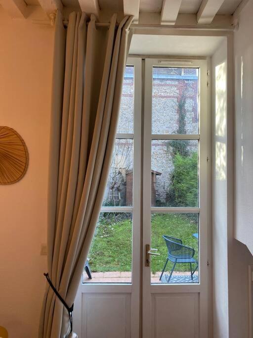 Loft/Jardin Et Parking : Le Petit Clos Bourdet Honfleur Eksteriør bilde