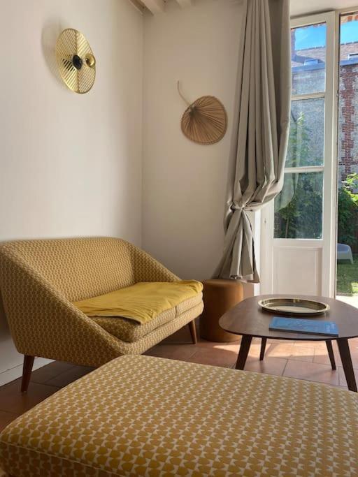 Loft/Jardin Et Parking : Le Petit Clos Bourdet Honfleur Eksteriør bilde