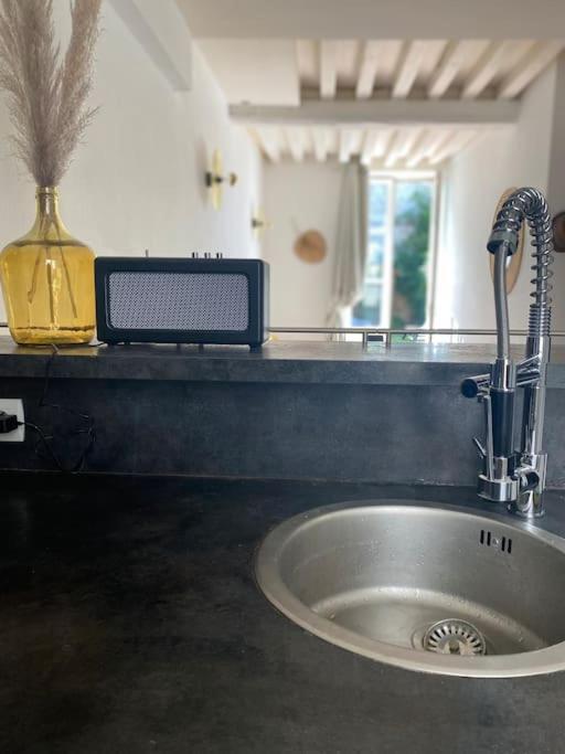 Loft/Jardin Et Parking : Le Petit Clos Bourdet Honfleur Eksteriør bilde