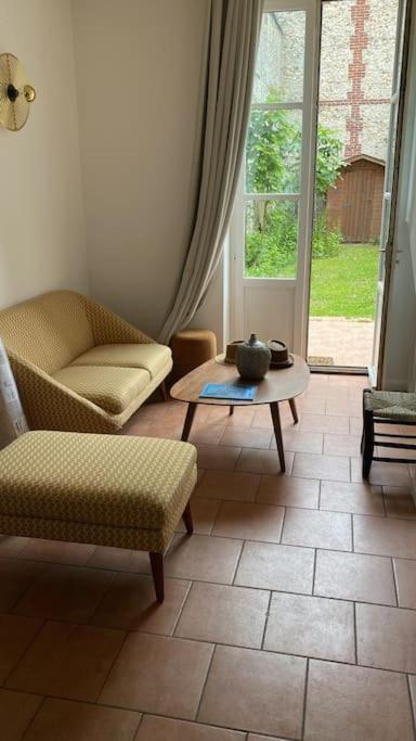 Loft/Jardin Et Parking : Le Petit Clos Bourdet Honfleur Eksteriør bilde