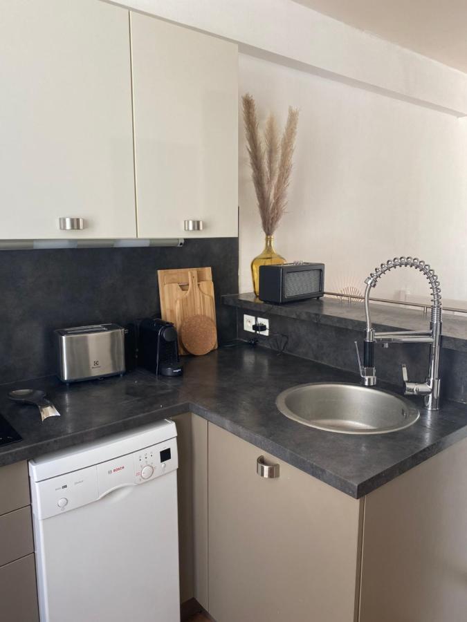 Loft/Jardin Et Parking : Le Petit Clos Bourdet Honfleur Eksteriør bilde