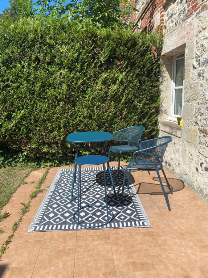 Loft/Jardin Et Parking : Le Petit Clos Bourdet Honfleur Eksteriør bilde